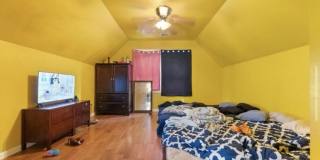 1024 East Blancke Street Gallery 11