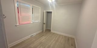 Available Now - Single Family House 5 Bedroom 2 Bath located in Roseland Area Gallery 7