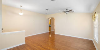 1556 SCARLETT AVENUE Gallery 6