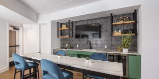 202 Queen Gallery 18