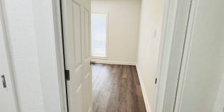 2127 N 71st Avenue (4 Bed/2 Bath) Gallery 12