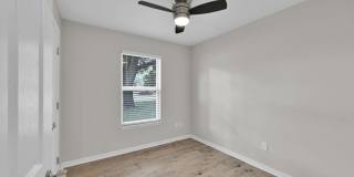 3702 WOOD CREEK Lane Gallery 18
