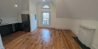 Beautifully Renovated 1 Bed, 1 Bath With In-Unit Washer/Dryer and New Appliances Gallery 1