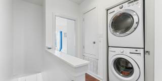 704 North Cherry Street Gallery 12