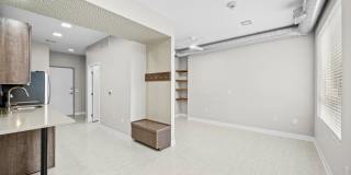 The Maxwell Downtown Des Moines Gallery 72