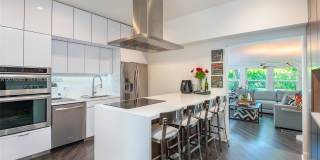 3610 Douglas Road Gallery 16