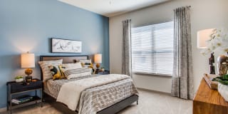 Westloop at the Diamond Interchange Gallery 33