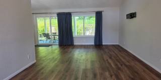 27351 Allariz Gallery 30