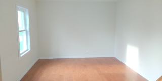 Cozy Townhome Available right away for living!! Gallery 4