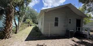 Charming Rental Property with Modern Upgrades and Convenient Location! Gallery 23