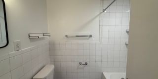 5424 Fifth Avenue Gallery 306