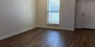 2143 Langford Avenue Gallery 3