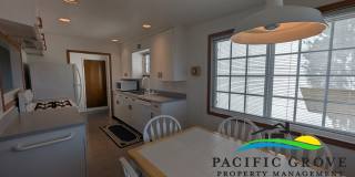 Charming New Monterey Home with Bay Views with all utilities included Gallery 11