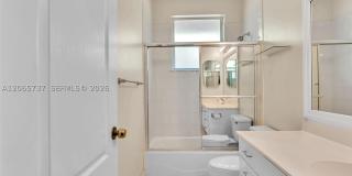 11335 Lake Shore Dr Gallery 19