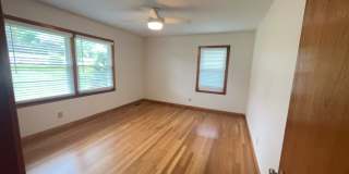 Beautiful 4BR Huntsville Home Near Downtown Gallery 8