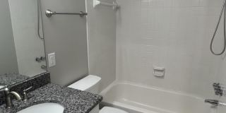 3413 STONEHENGE SQUARE Gallery 9