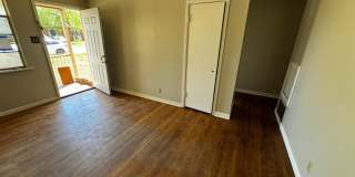 3 bedroom, 1 bath 3 bedroom, 1 bath Gallery 1