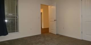 Spacious 4-Bedroom Home - Woodlands Gallery 16