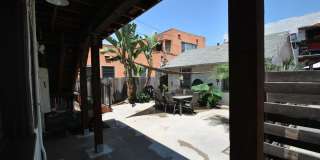 Charming Bluff Heights 1 bed room Gallery 14