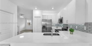 2425 SE 28TH DR Gallery 29