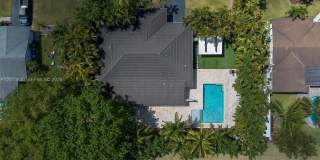 8745 SW 182nd Ter Gallery 4
