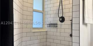 17905 SW 10th Ct Gallery 10