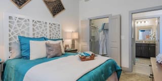 Advenir at One Eleven Gallery 22