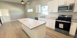 Executive Fully Upgraded Condo in Downtown Livermore Gallery 1