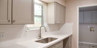 305 Amherst Ct. Gallery 1