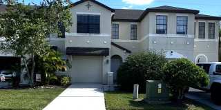 3 bed 2 1/2 bath townhouse in St Cloud Gallery 1