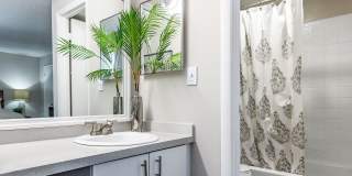 L Estancia Apartments Gallery 15