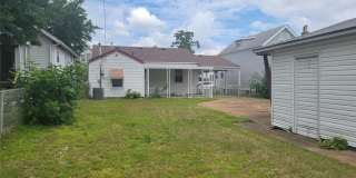 6320 Arthur Avenue Gallery 11