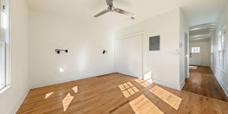 RECENTLY RENOVATED CHARMING 1/1 DUPLEX IN THE HAPPENING HISTORIC DISTRICT OF DIGNOWITY HILL Gallery 9