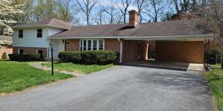 4 Bedroom Single Family Home Gallery 1