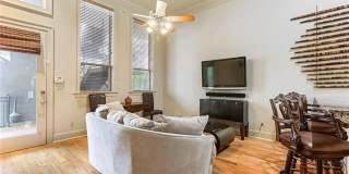 8416 OAK Street Gallery 3