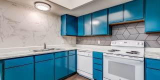 2-BEDROOM TOWNHOME IN ALAMO HEIGHTS Gallery 8