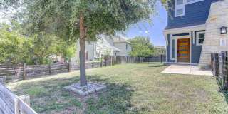 Elegant 4BR Home with Bonus Room & Designer Finishes Elegant 4BR Home with Bonus Room & Designer Finishes Gallery 4