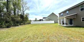 Beautiful Home! Convenient to Camp Lejeune! Gallery 35