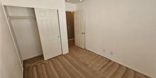 73432 Friendy Avenue Gallery 38