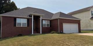 Beautiful 4 Bedroom home Gallery 1