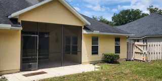 Spacious 3 bed 2 bath Home for rent! Gallery 25
