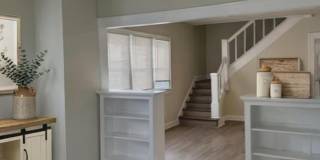 4040 N College Avenue Gallery 4