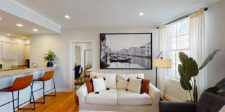 27 Bowdoin Gallery 7