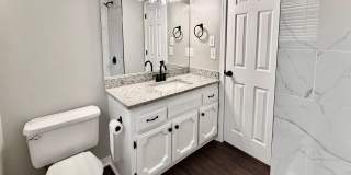 Updated Comfort with a Downstairs Primary Suite in Jenks Gallery 24
