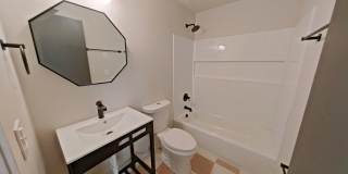 University Manor - Newly Renovated Units just a short walk from Campus! Gallery 114