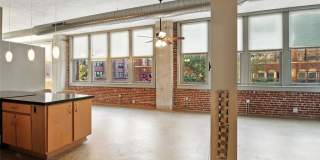 1627 Locust Street Gallery 19