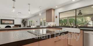 3007 La Mesa Dr Gallery 5