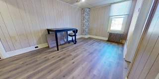 Spacious 3 Bedroom 2nd/3rd Floor Apartment in York City Gallery 6