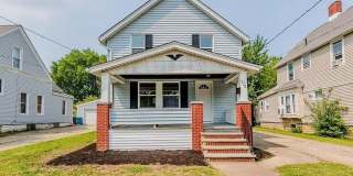 3 Bedroom 1 Bathroom House in Lorain Gallery 1