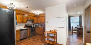 4176 E 33rd St Gallery 4